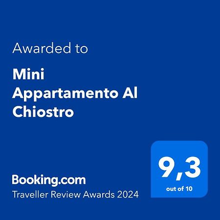 Mini Appartamento Al Chiostro Naples Luaran gambar